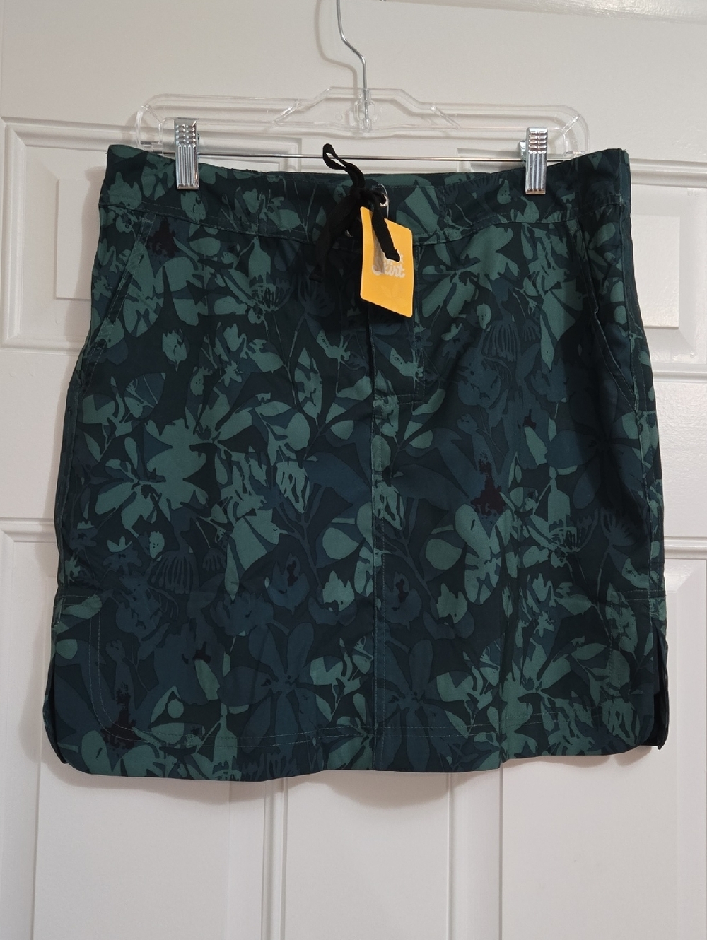 RipSkirt Sport Skirt, NWT, Medium